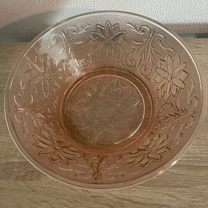 Vintage Tiara Pink (peach) Sandwich Glass 8 1/2" Berry Vegetable Serving Bowl